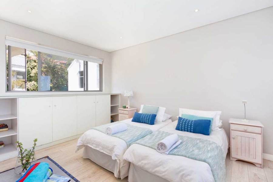 To Let 5 Bedroom Property for Rent in Camps Bay Western Cape